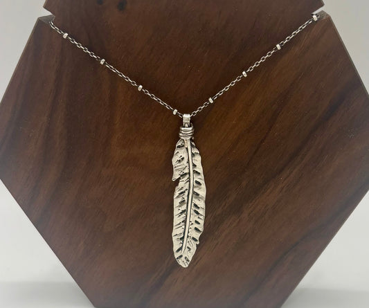 Echo Feather Necklace