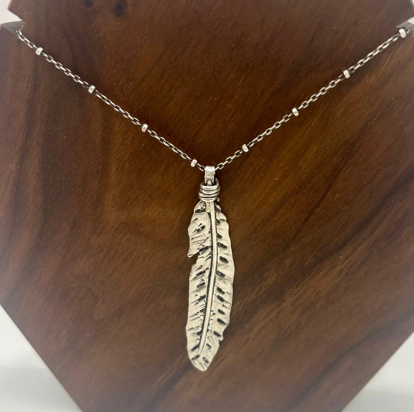 Echo Feather Necklace